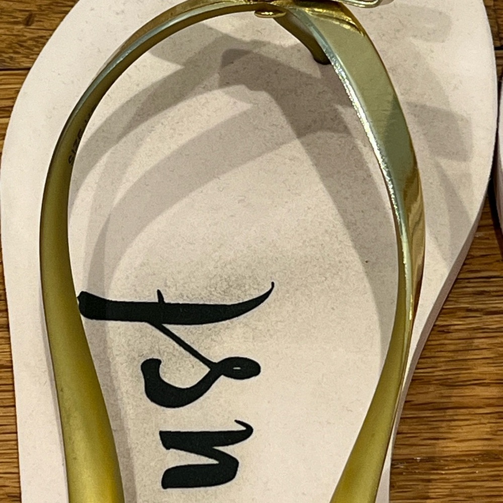 Just married Kate spade Sandals Size 8 - Picture 4 of 5
